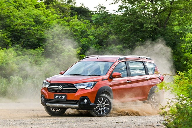 Giá xe Suzuki XL7 lăn bánh tháng 7/2022, ưu đãi tương đương 10 triệu đồng - 1