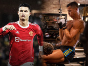 Bóng đá - Ronaldo khoe cơ bắp cuồn cuộn gây sốt, bất ngờ lộ dấu hiệu &quot;quay xe&quot; ở lại MU