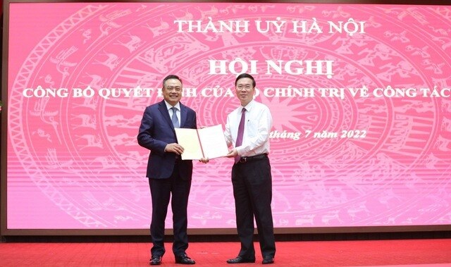 Thường trực Ban Bí thư Võ Văn Thưởng trao quyết định điều động, phân công đối với ông Trần Sỹ Thanh