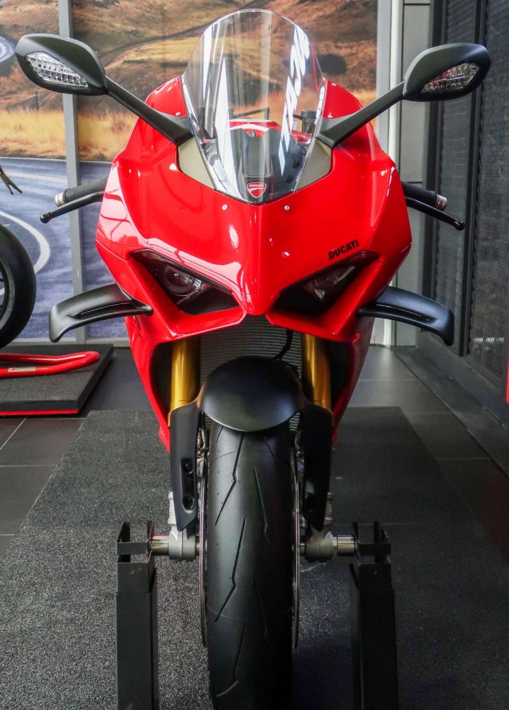 2023 Ducati Panigale V4 cập nhật nhiều trang bị, giá hơn 762 triệu đồng - 7