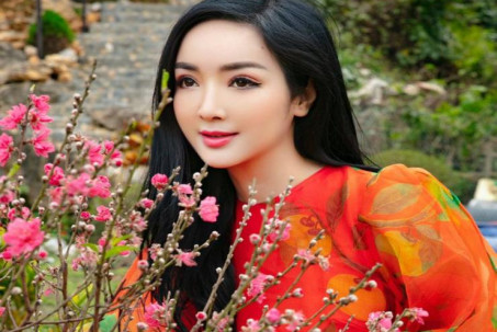 Ở tuổi 51, đây là hoa hậu Việt khiến người ta phải trầm trồ vì "trẻ mãi không già"