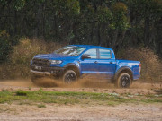 Tin tức ô tô - Giá xe Ford Ranger Raptor niêm yết và lăn bánh tháng 7/2022