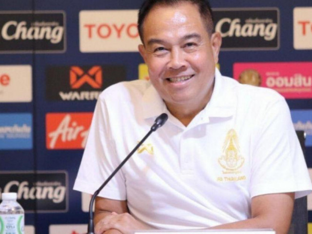 Liên tục hít khói Việt Nam, báo Thái đòi Chủ tịch Liên đoàn bóng đá từ chức