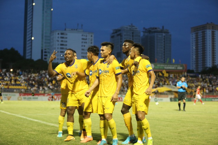 SLNA đang bay cao ở V-League 2022