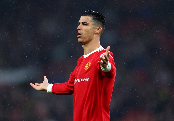 Nhà báo Anh khẳng định Ronaldo sẽ rời MU?
