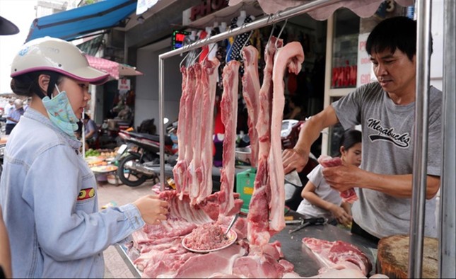Trong bối cảnh giá lợn hơi tăng trở lại, giá thịt lợn thành phẩm cũng tăng theo