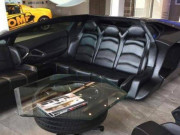 Thị trường - Tiêu dùng - Thừa tiền, đại gia cưa Lamborghini chỉ để làm… sofa