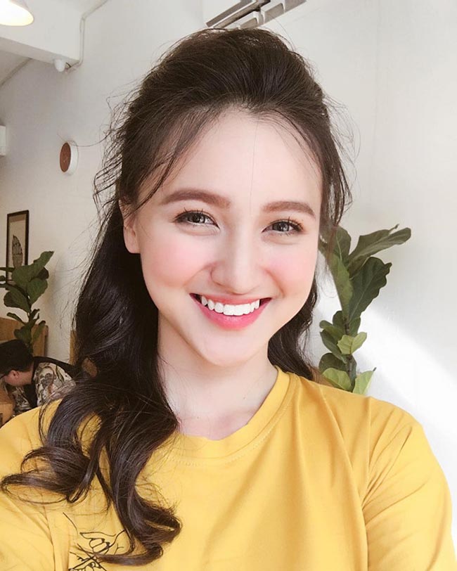 Nhiều người còn ví cô có nét đẹp như &#34;mỹ nhân đẹp nhất&nbsp;Philippines&#34;- Marian Rivera.
