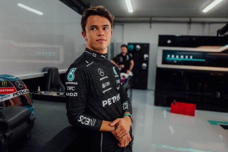 Nhà vô địch F2 2019 – Nyck de Vries tham dự FP1 cho Mercedes