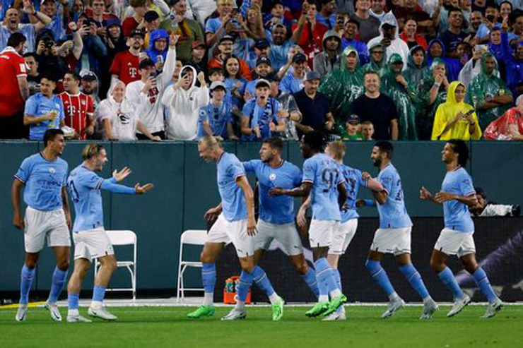 Tân binh Erling Haaland ghi bàn ngay ở pha chạm bóng đầu tiên cho Man City