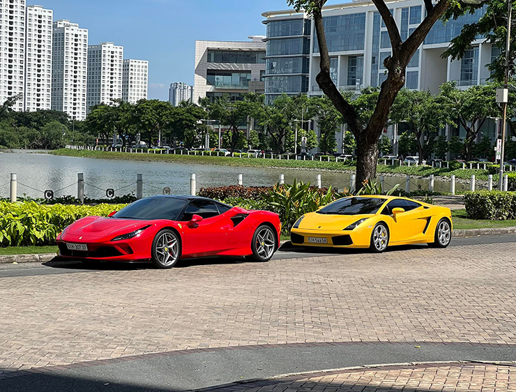 Cường Đôla tốn 2 chầu cà phê vẫn chưa gạ được Minh Nhựa bán Pagani Huayra - 3