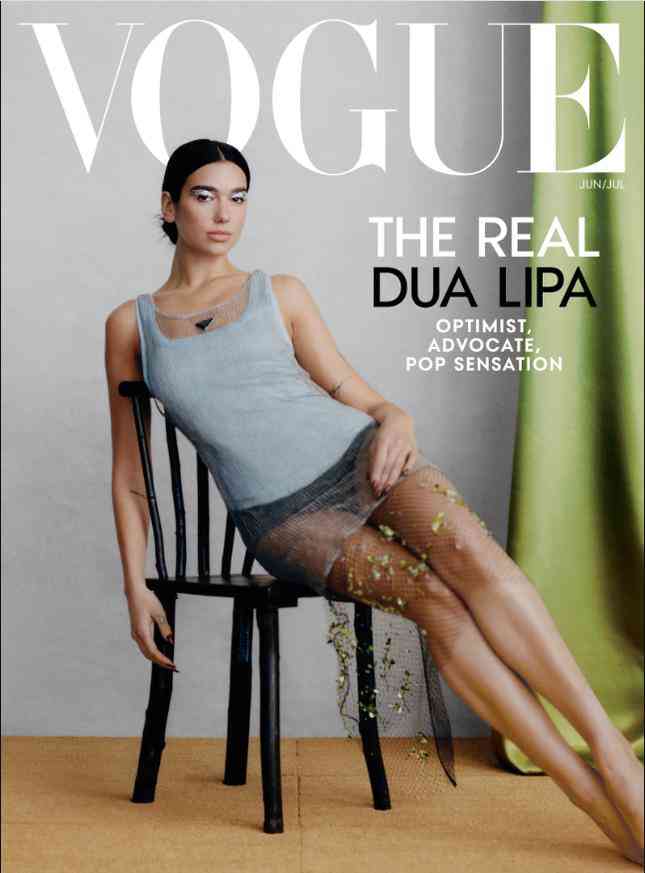 Dua Lipa mặc tank top lên bìa Vogue