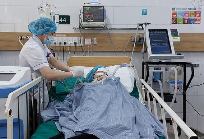 Bệnh nhân đang được điều trị tại Trung tâm Chống độc BV Bạch Mai