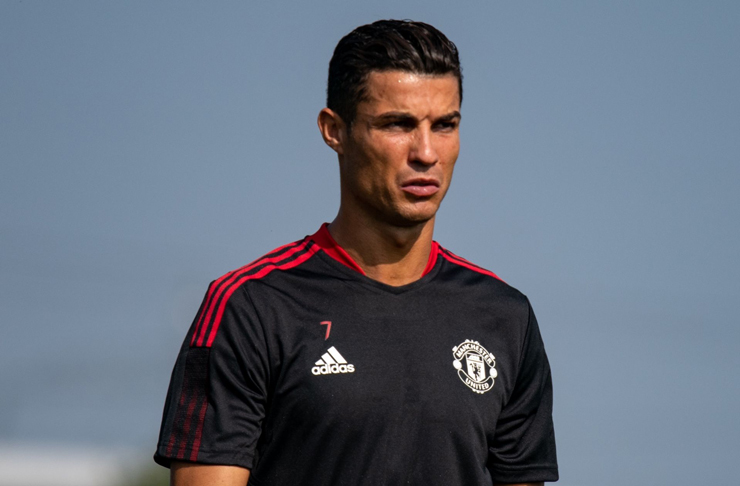 Ronaldo đã trở lại tập luyện cùng MU