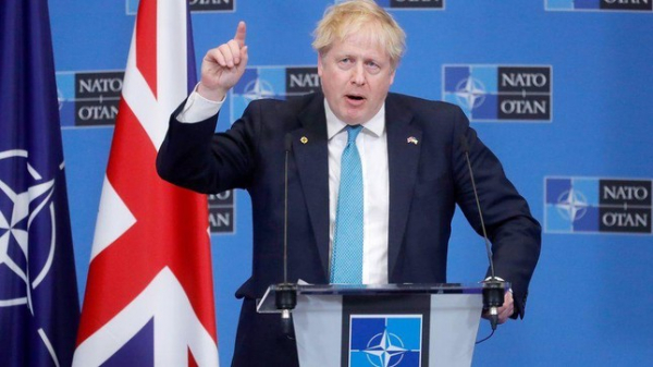 Ông Boris Johnson được đánh giá là ứng cử viên tiềm năng kế nhiệm ông&nbsp;Jens Stoltenberg. Ảnh: NATO.