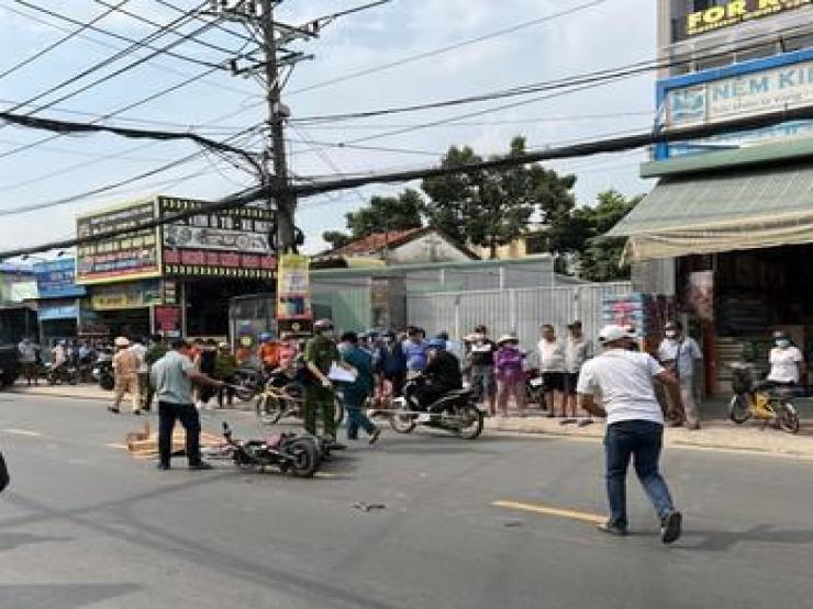 Thương tâm nam công nhân bị 2 ô tô tông tử vong khi về gần đến nhà