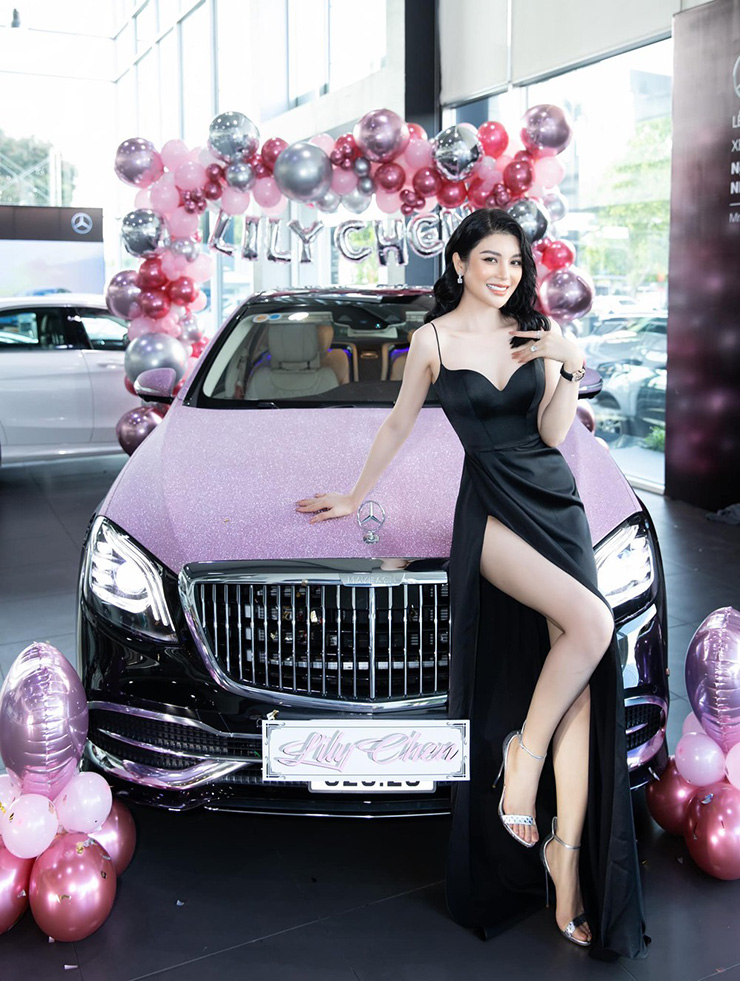 &#34;Ngọc nữ Bolero&#34; Lily Chen tậu 4 xế hộp Mercedes trong vòng 18 tháng - 4