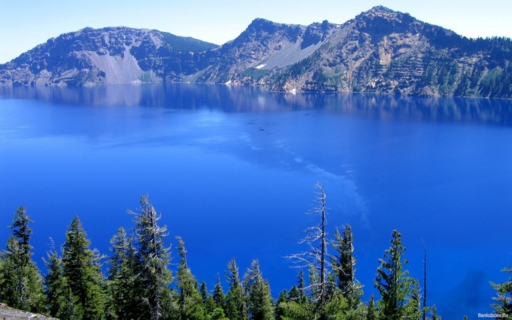 Hồ Baikan&nbsp;có chiều dài là 636km, rộng 48km, diện tích 31.500km vuông, độ cao 455m so với mực nước biển và độ sâu trung bình là 730m.
