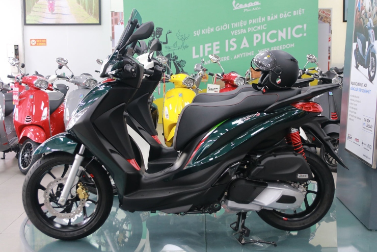 Bảng giá xe ga hạng sang Piaggio Medley cuối tháng 7/2022 - 3