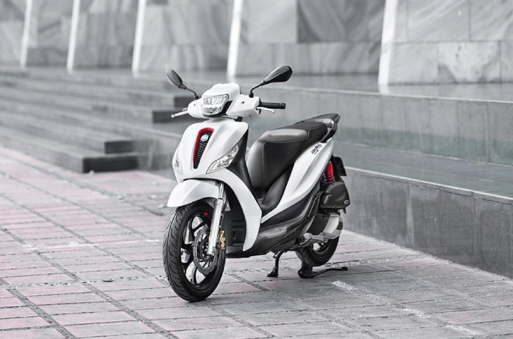 Bảng giá xe ga hạng sang Piaggio Medley cuối tháng 7/2022 - 1