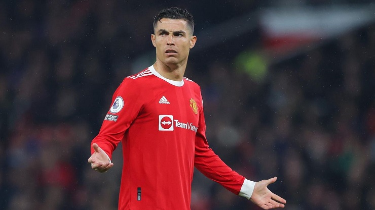 Ronaldo bị gạch tên khỏi đội hình MU gặp Atletico Madrid