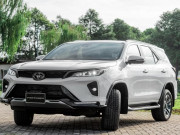 Giá xe Fortuner mới nhất tháng 08/2022 cùng đánh giá chi tiết