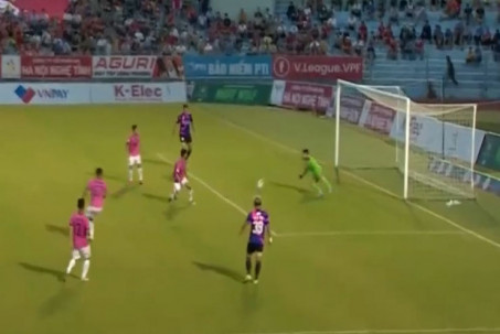 Video bóng đá Hà Tĩnh - Sài Gòn: Bám đuổi đến cùng, 7 bàn đại tiệc (V-League)