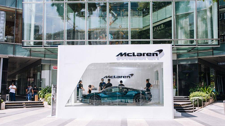 Sáng 25/7, mẫu siêu xe McLaren Artura hybrid chính thức được trưng bày tại Trung tâm thương mại Saigon Centre (TP.HCM)
