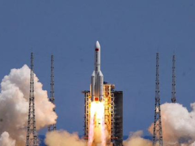 NASA chỉ trích Trung Quốc không chia sẻ thông tin về tên lửa rơi ngược lại Trái đất