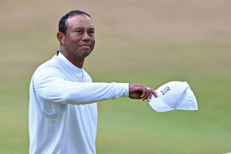 Woods từ chối lời đề nghị 800 triệu USD để chuyển sang LIV Golf