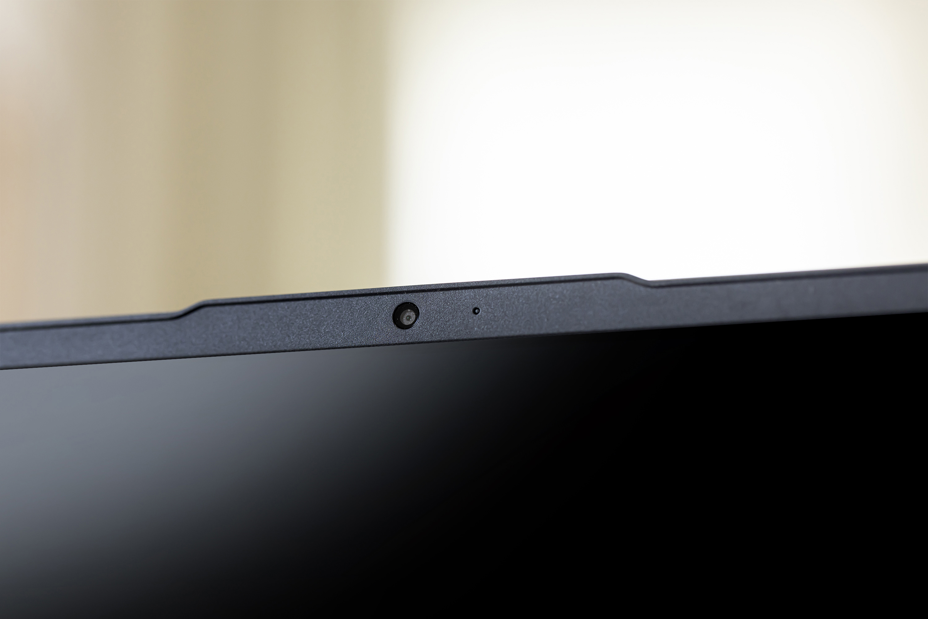 Trên tay laptop MateBook D16: Thiết kế mỏng, màn hình lớn - 7
