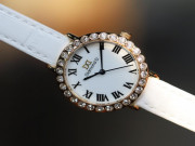 Tặng ngay 2 triệu-Sang chảnh như nữ hoàng Anh với thiết kế đồng hồ mới nhất 2022 từ Diamond D