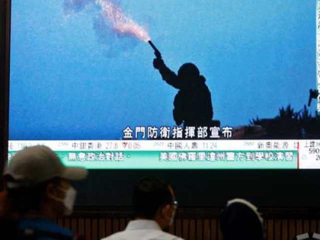 Trung Quốc tập trận rầm rộ tại 6 khu vực, bao vây Đài Loan