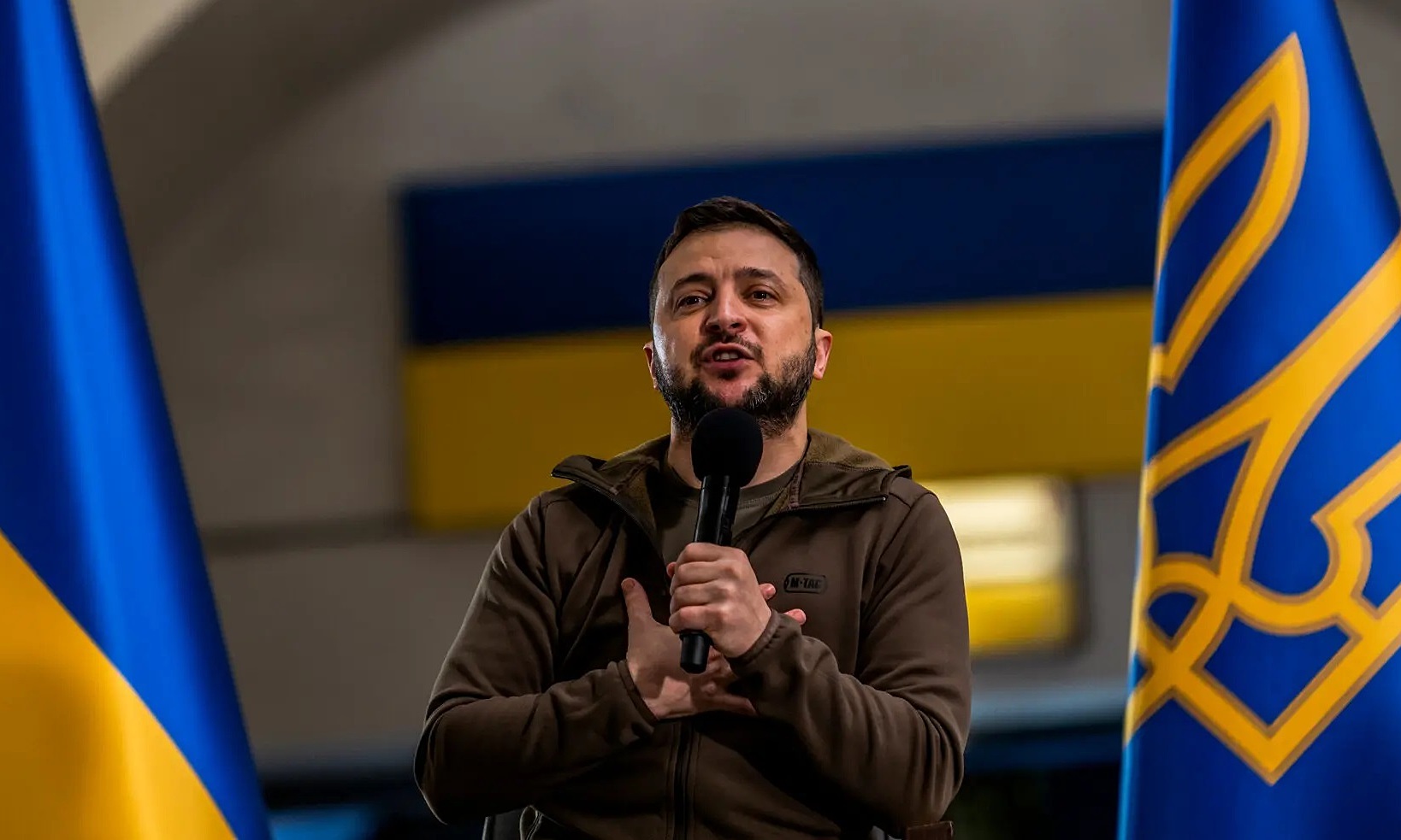 Tổng thống Ukraine – ông Zelensky (ảnh: RT)