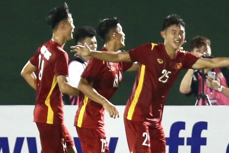 Kết quả bóng đá U19 Việt Nam - U19 Malaysia: Ngược dòng đỉnh cao, vỡ òa phút 90+3