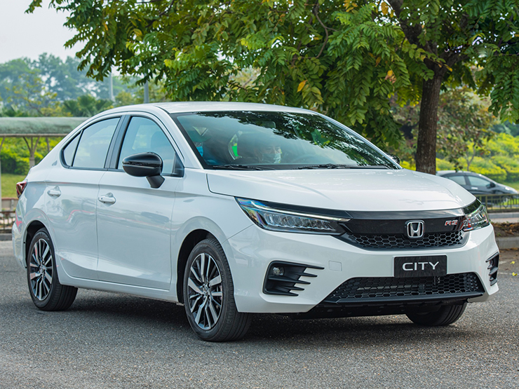 Giá xe Honda City niêm yết và lăn bánh tháng 8/2022