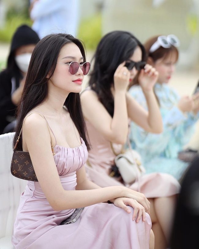 Doãn Hải My được nhiều người biết đến sau khi đạt danh hiệu Người đẹp tài năng, Top 10 Hoa hậu Việt Nam 2020. Sau khi thi Hoa hậu, người đẹp sinh năm 2001 hoạt động giải trí với vai trò người mẫu, diễn viên. Cô là gương mặt yêu thích của các nhà thiết kế thời trang.
