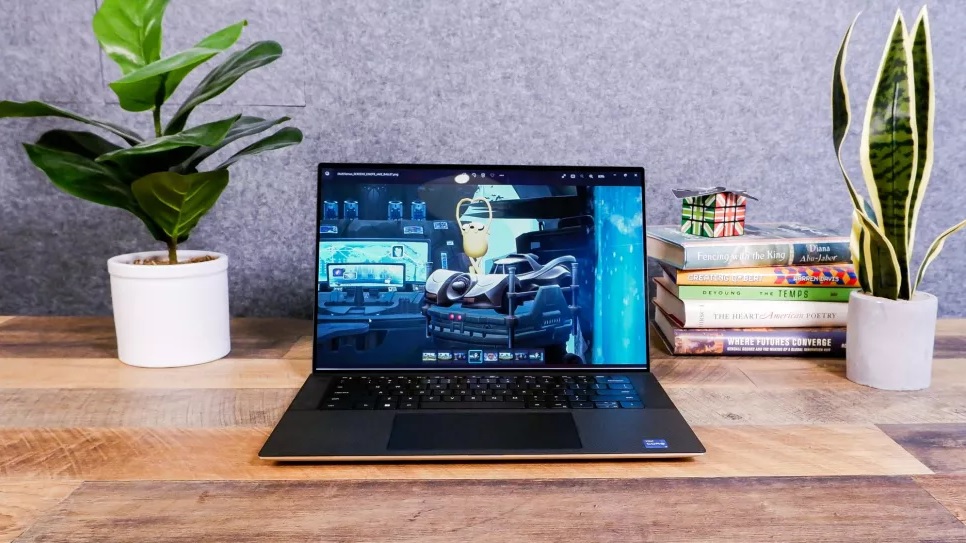 Dell XPS 15 OLED có độ chân thực cao hơn.