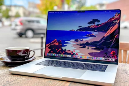 MacBook Pro 16 inch hay Dell XPS 15 OLED 2022 là bá chủ?