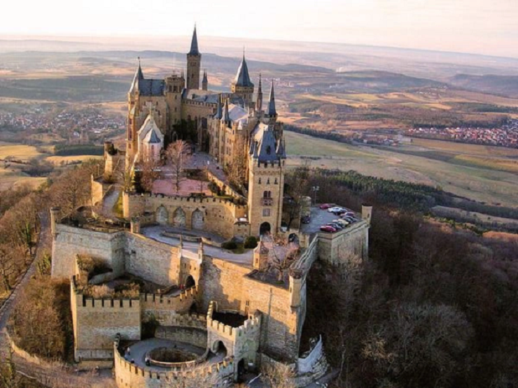 Lâu đài Hohenzollern – dấu ấn hoa lệ còn sót lại của một trong những dòng họ quyền lực nhất châu Âu - 10