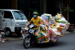 Thủ phủ vàng mã lớn nhất cả nước nhộn nhịp tháng “cô hồn”