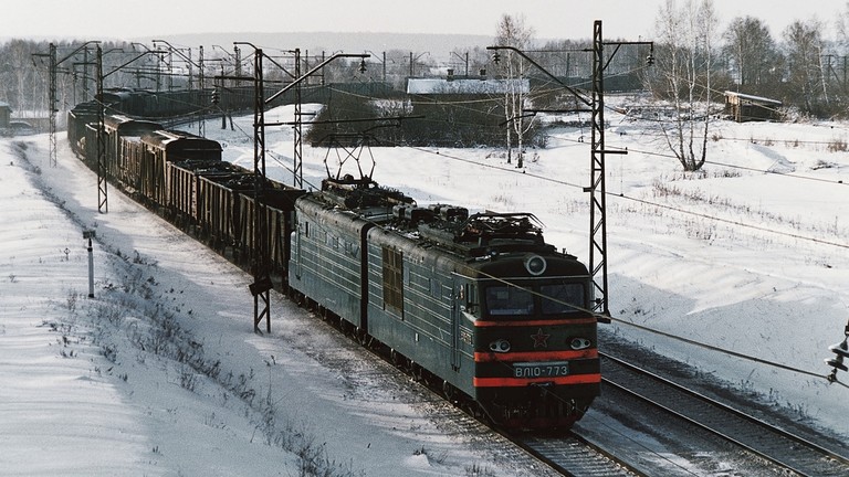 EU dỡ lệnh cấm vận chuyển hàng Nga, Kaliningrad vẫn "mệt" - 2