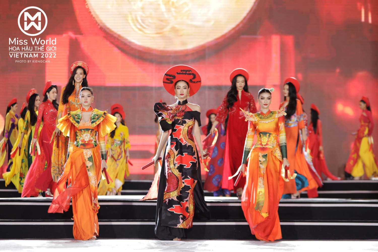 Mai Phương đăng quang Hoa hậu Thế giới Việt Nam 2022 - 32
