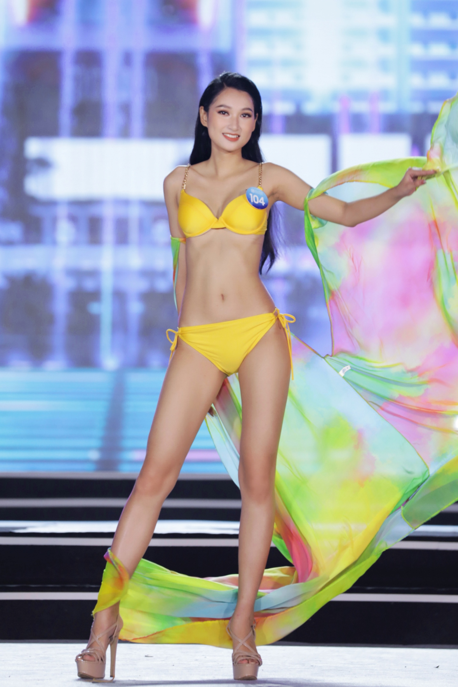Mai Phương đăng quang Hoa hậu Thế giới Việt Nam 2022 - 19
