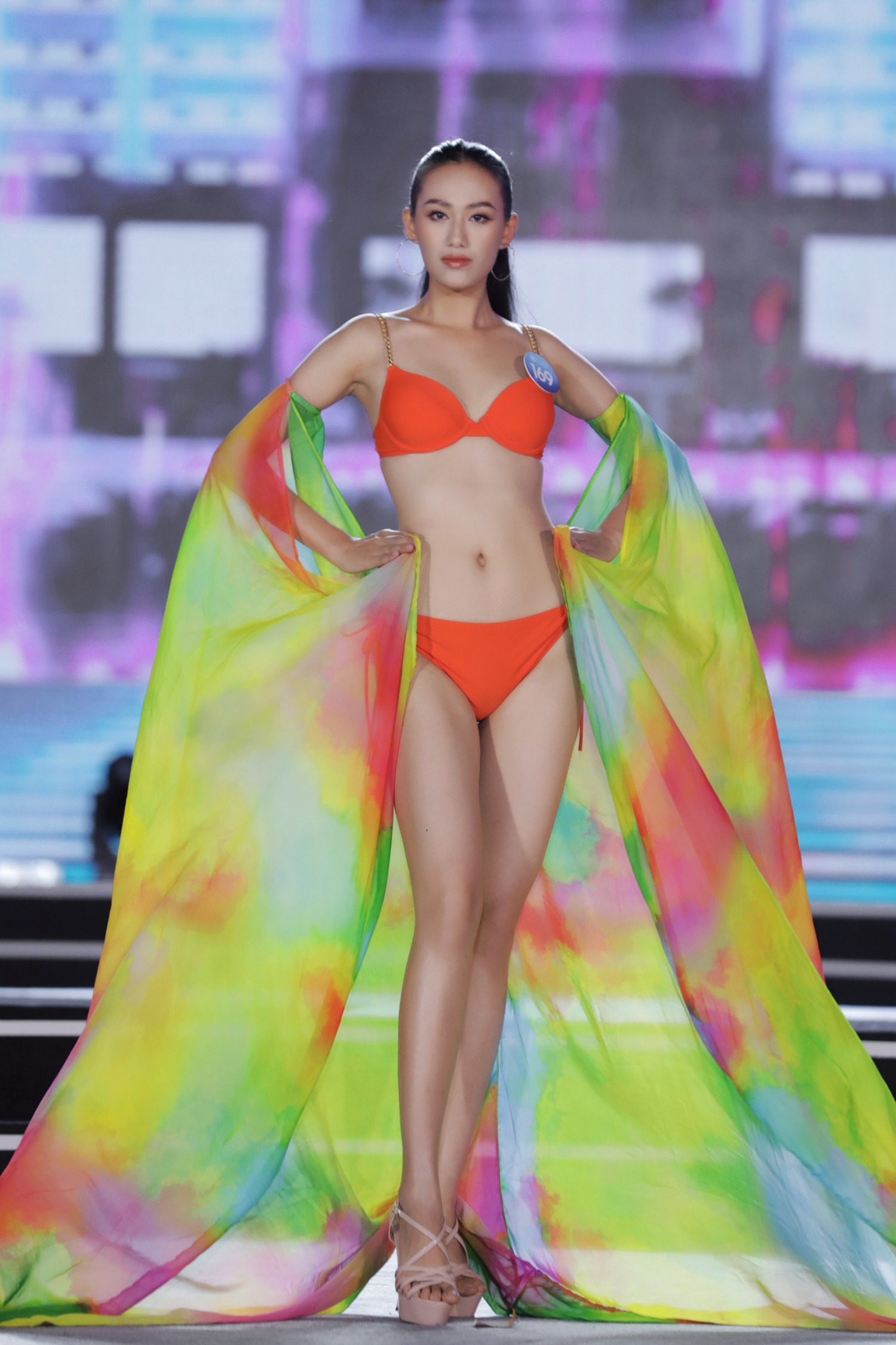 Mai Phương đăng quang Hoa hậu Thế giới Việt Nam 2022 - 21