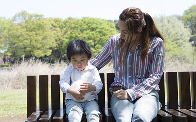 3 việc làm của cha mẹ dễ khiến họ mất uy quyền trước mặt con cái - 3