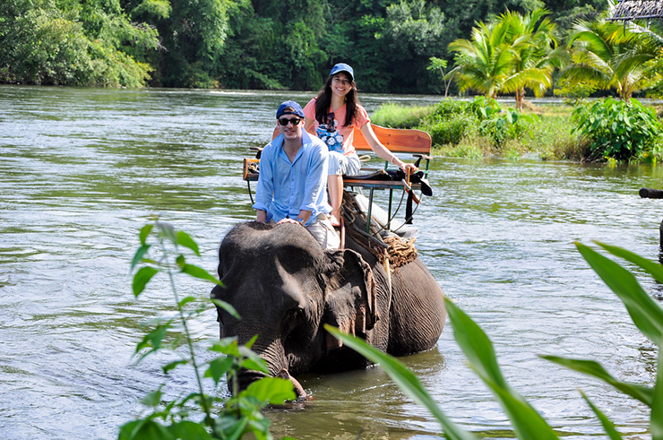 Hãy đến với Kanchanaburi cổ kính, xanh mát, yên bình để tham quan và tìm hiểu những di tích lịch sử độc đáo của Thái Lan.&nbsp;
