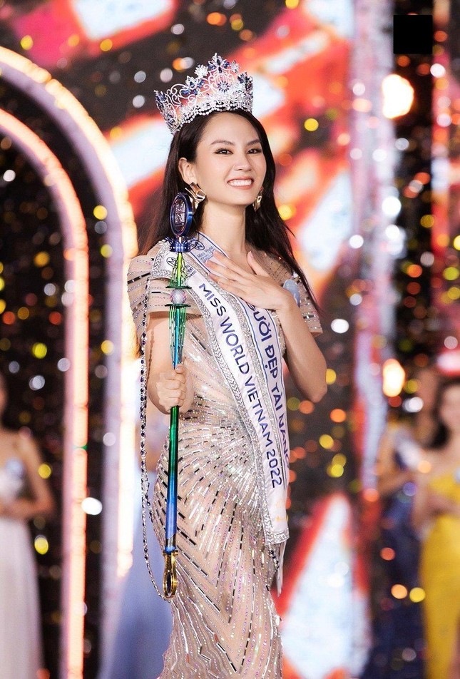 Gương mặt Miss World Vietnam 2022 Huỳnh Nguyễn Mai Phương có đạt chuẩn tỉ lệ vàng? - 2