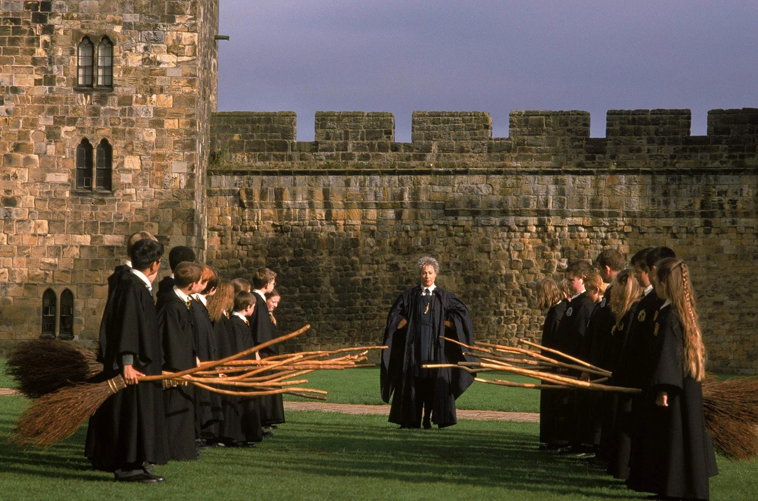 Lạc vào thế giới ma thuật trong Harry Potter với tòa lâu đài cổ Alnwick - 5