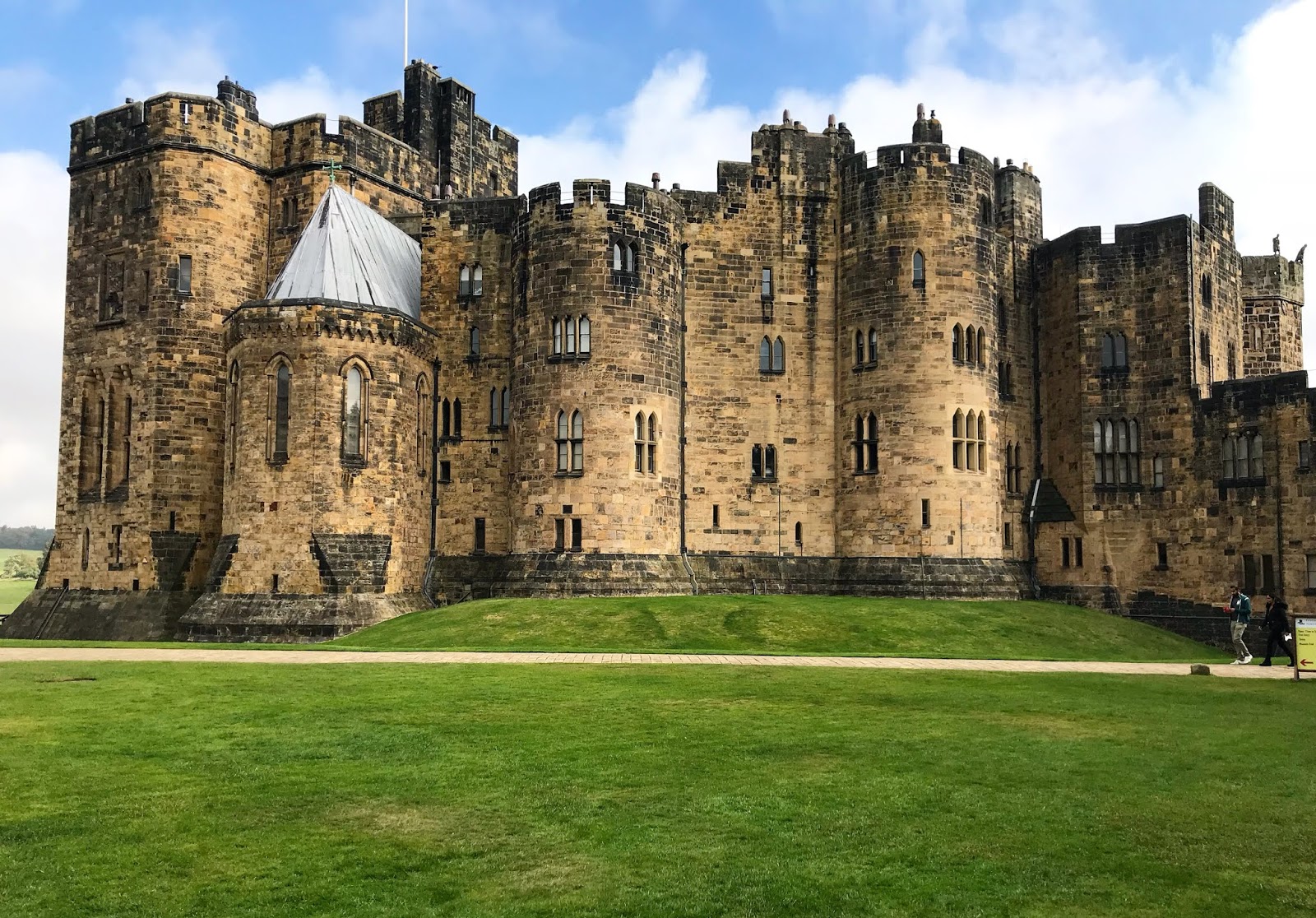 Lạc vào thế giới ma thuật trong Harry Potter với tòa lâu đài cổ Alnwick - 9